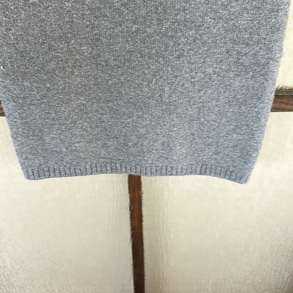 House of Harlow 1960 Skirt Sweater Knit size small Cozy Gray NWT - Picture 8 of 8